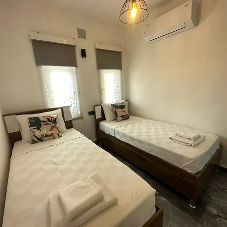 Flat With Shared Pool And Garden In Antalya Kalkan